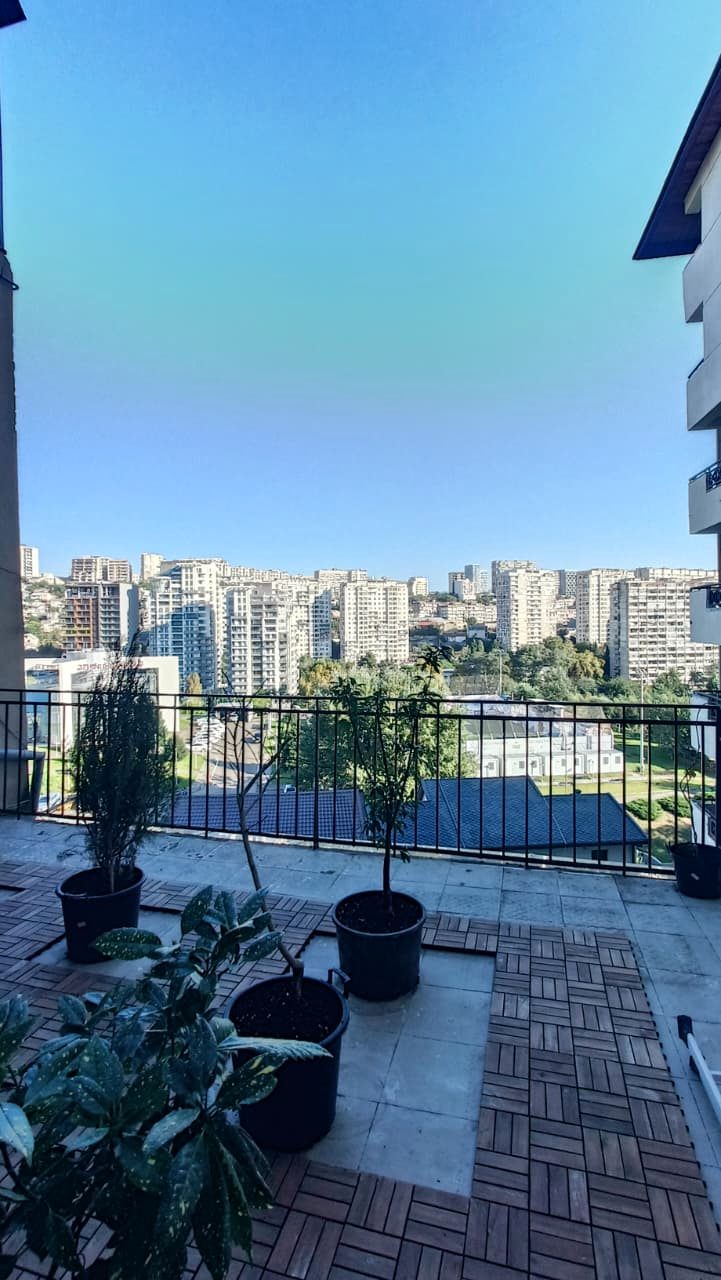 40 m² terrace overlooking Mziuri Park, Vake